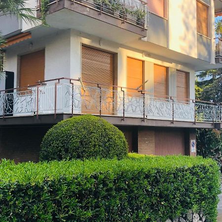 Casa Marina Apartment Bordighera Exterior photo